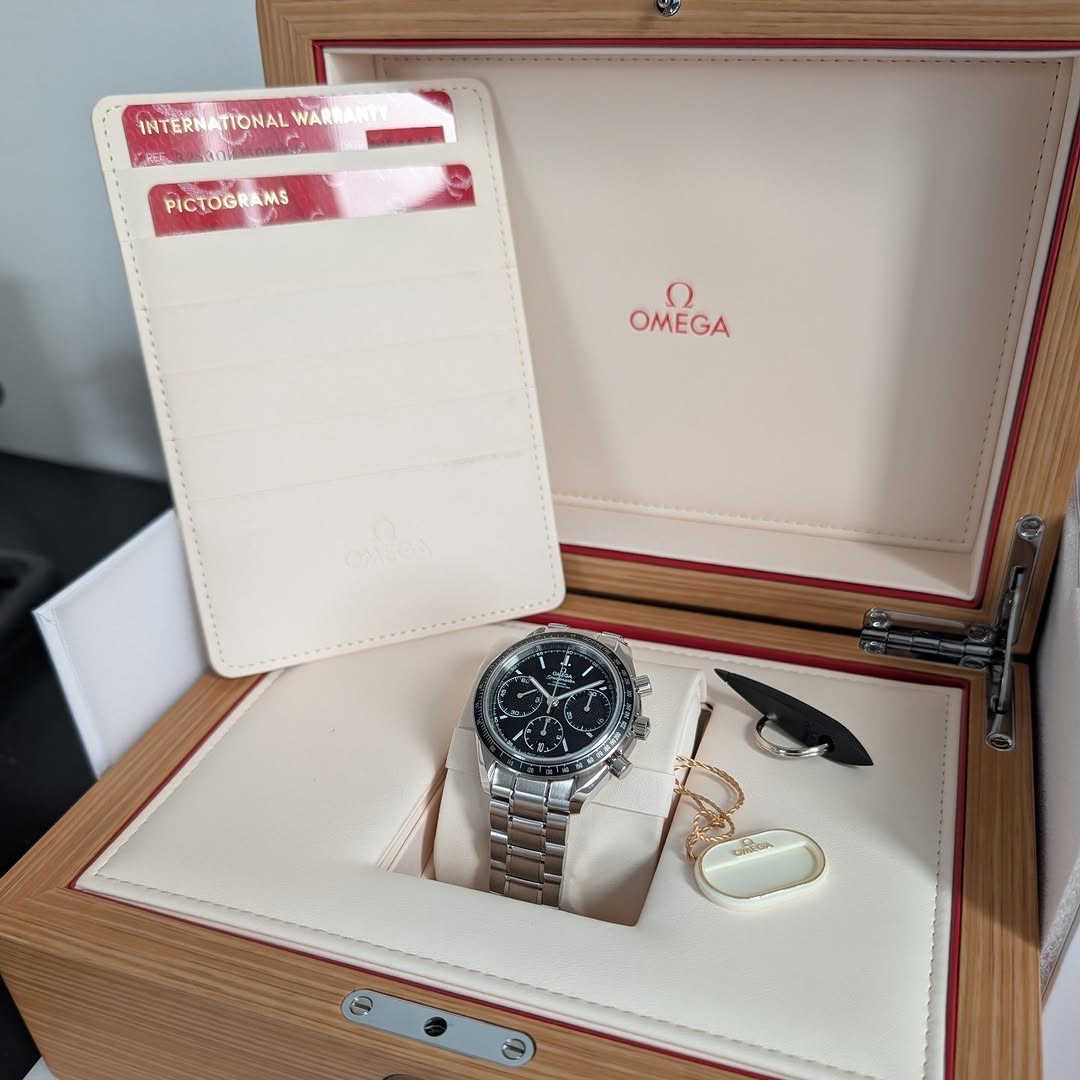 Omega Speedmaster Racing 40mm Ref. 326.30.40.50.01.001 Black Dial Automatic Chronograph Full Set (2025) product image 4