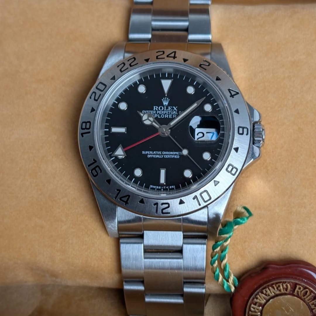 Rolex Explorer II 40mm Ref. 16570 Black Dial Automatic Stainless Steel Full Set (1999) product image 2