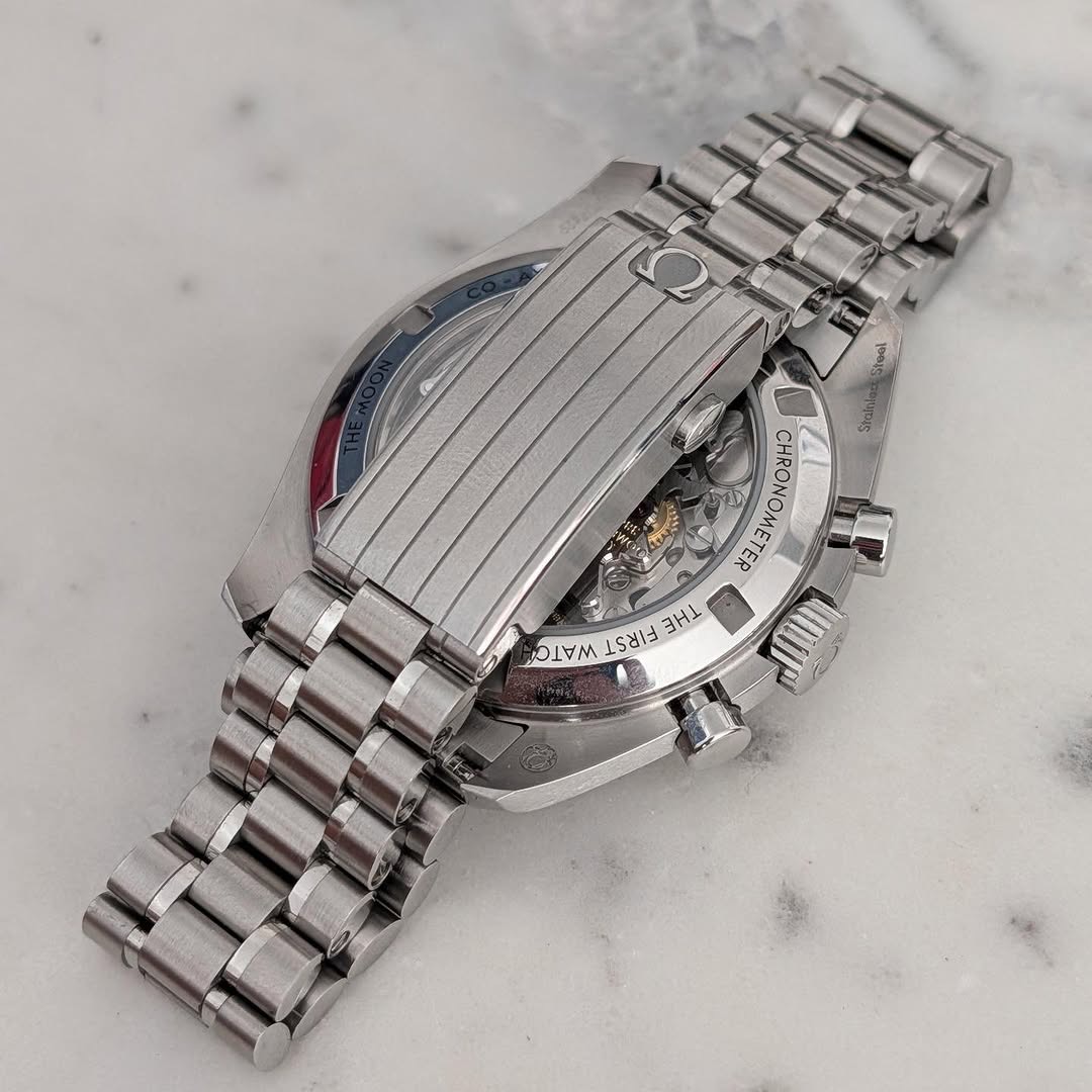 Omega Speedmaster Professional Moonwatch 42mm Ref. 310.30.42.50.04.001 White Dial Sapphire Sandwich Full Set (2025) product image 8