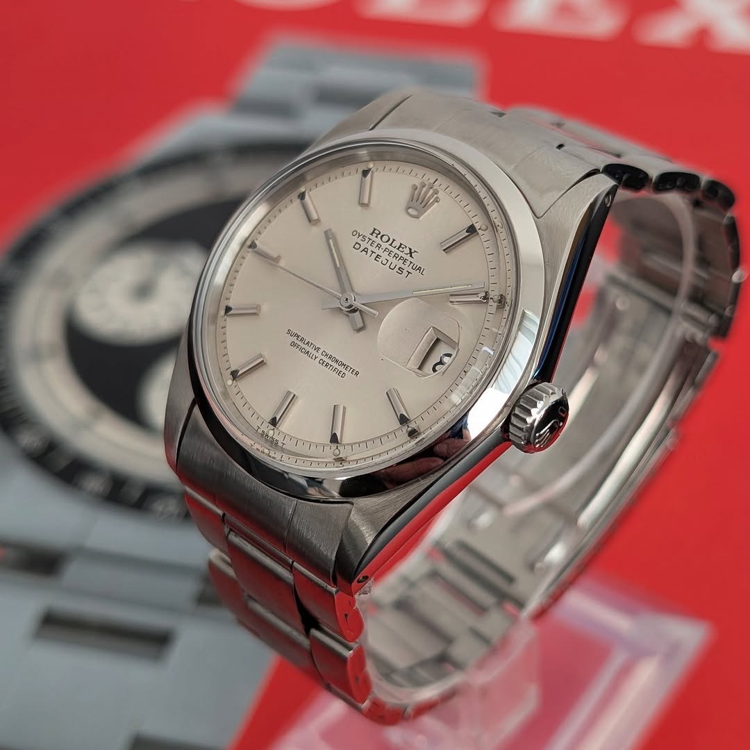 Rolex Datejust 36mm Ref. 1600 Silver Sunburst Dial Automatic Vintage Oyster Bracelet (1968–1969)
