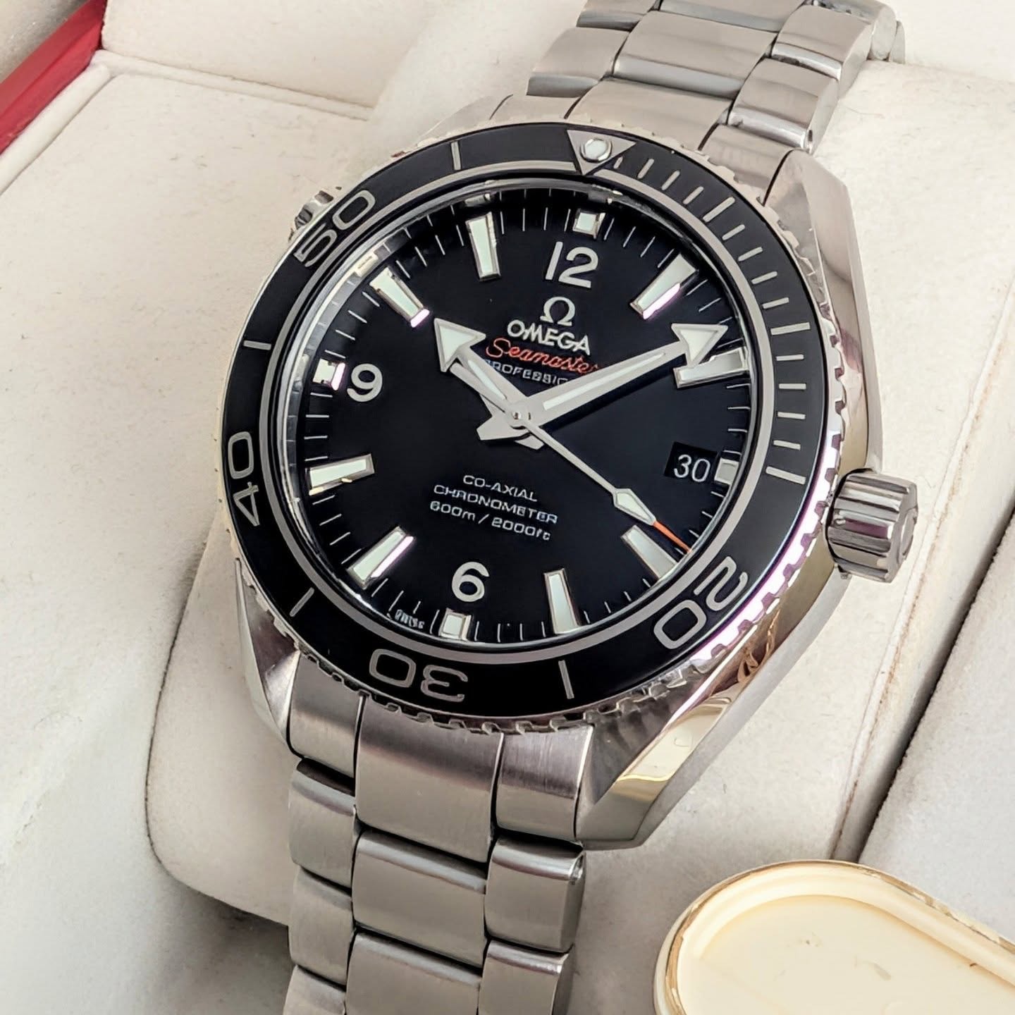 Omega Seamaster Planet Ocean 600M 42mm Ref. 232.30.42.21.01.001 Black Dial Co-Axial Automatic Full Set (2014)