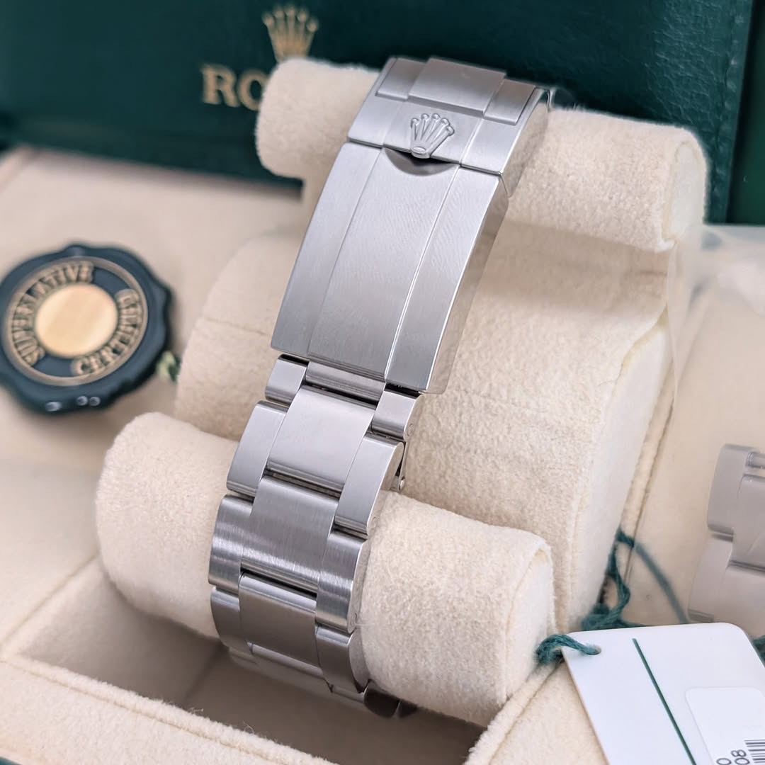 Rolex Air-King 40mm Ref. 126900 Automatic Stainless Steel Full Set (2023) product image 5